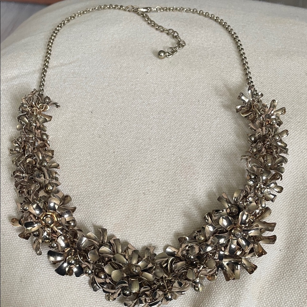 Elegant Goldtone Floral Necklace